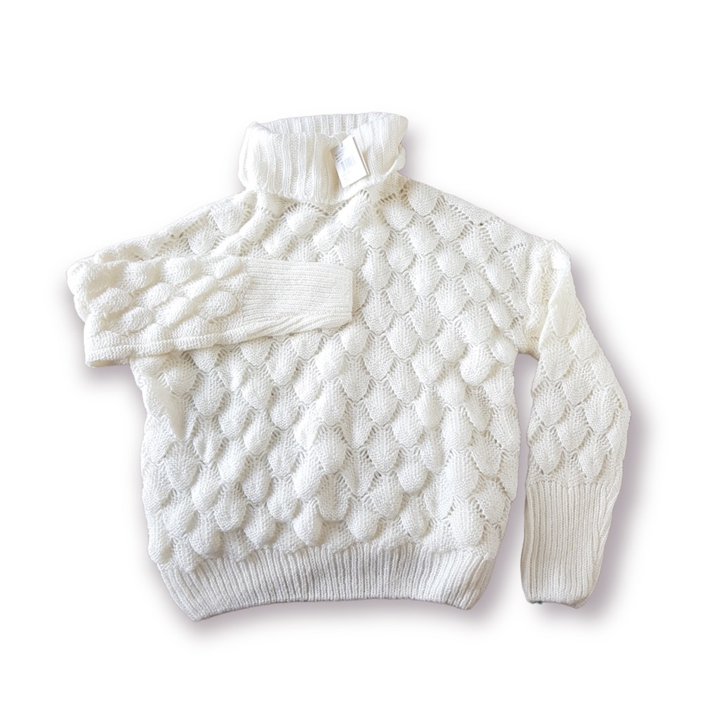 Frnch crochet knit slouch turtleneck sweater white waist length Med NEW